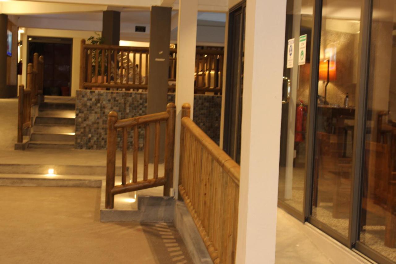 Sikamifer Tourist Resort Quatre Bornes Exterior foto