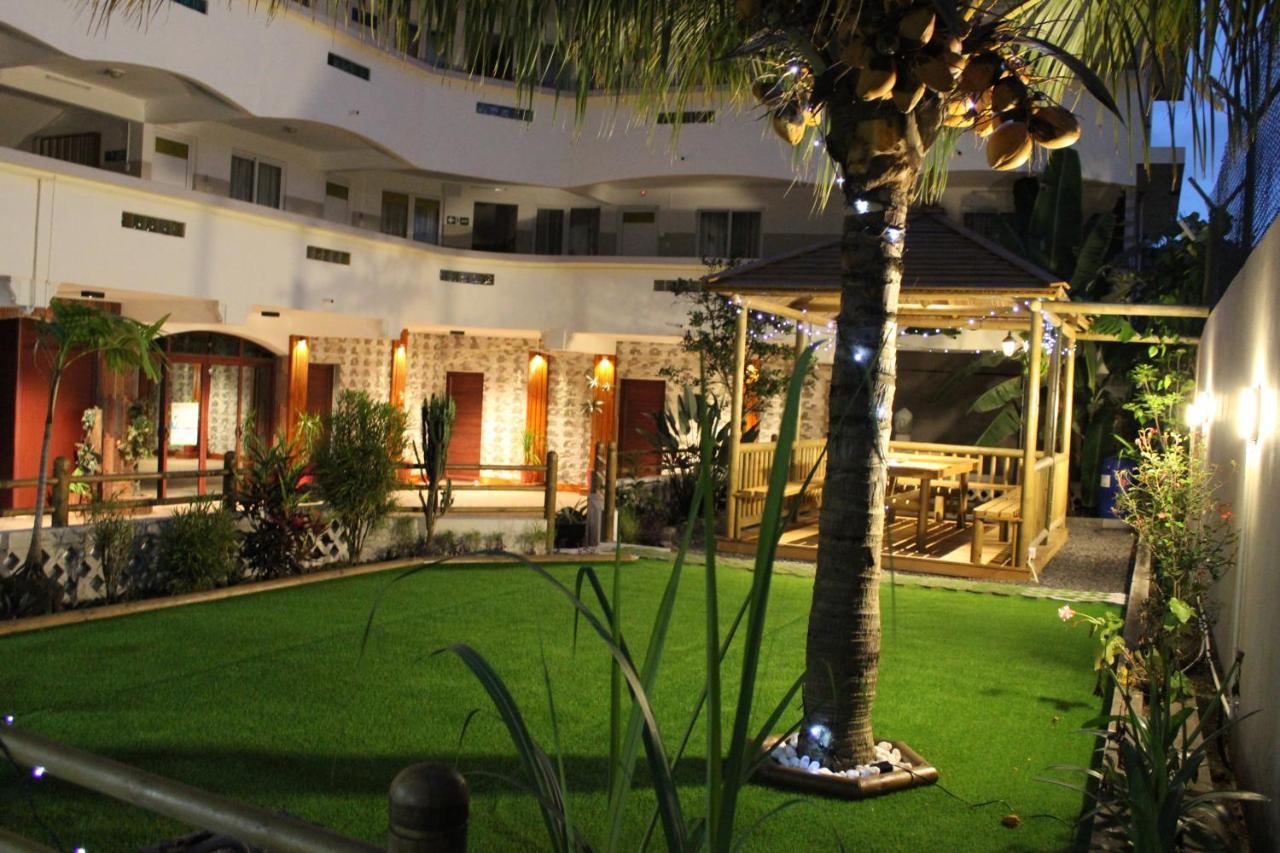 Sikamifer Tourist Resort Quatre Bornes Exterior foto